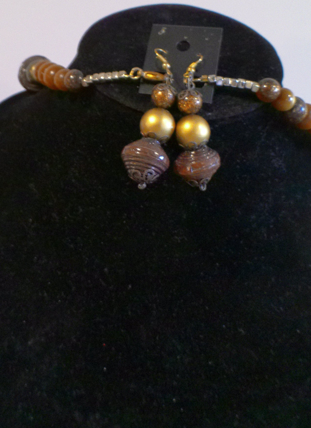 BROWN PAPER BEAD NECKLACE
