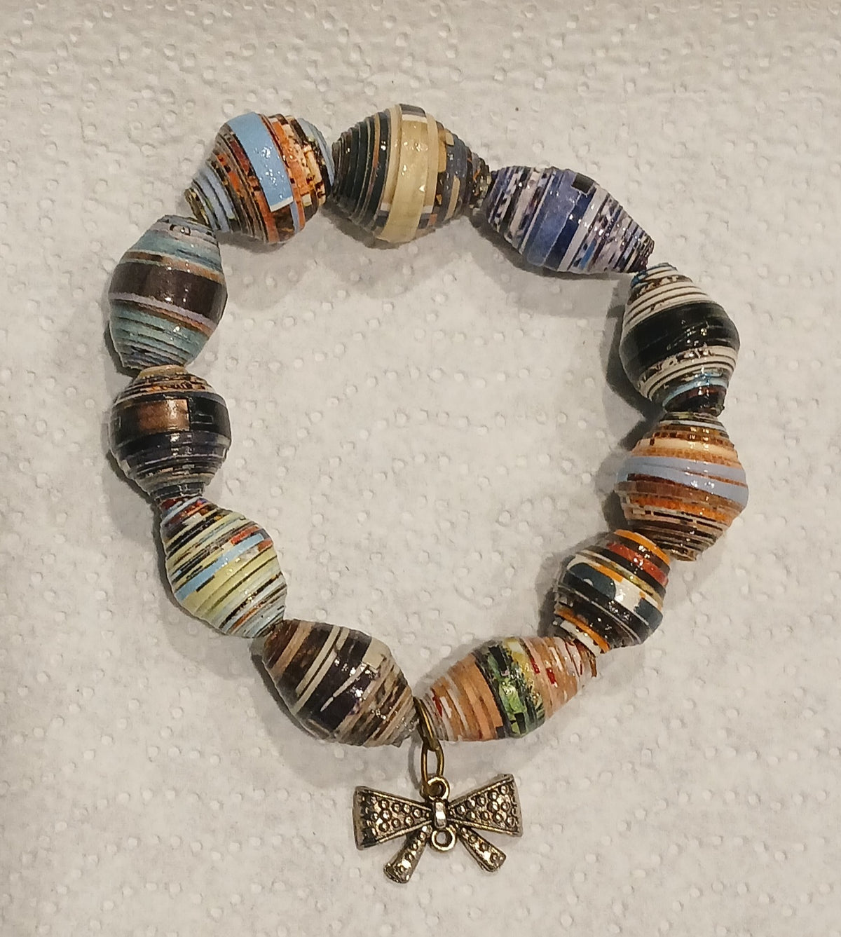 PAPER BEAD BRACELET